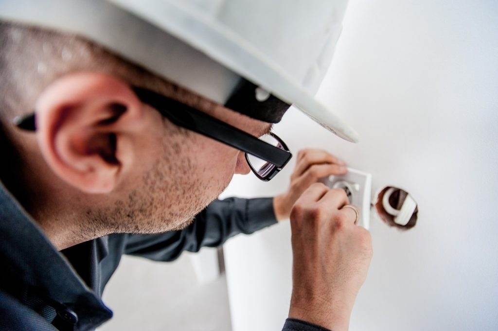 Home Electrician Glendale AZ